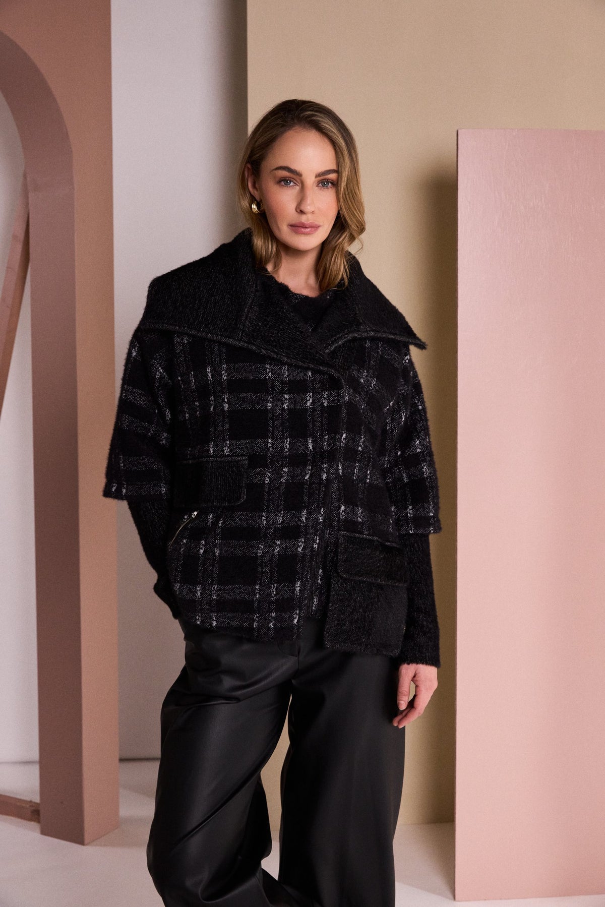Naya Check Jacket NAW26221 black grey front view