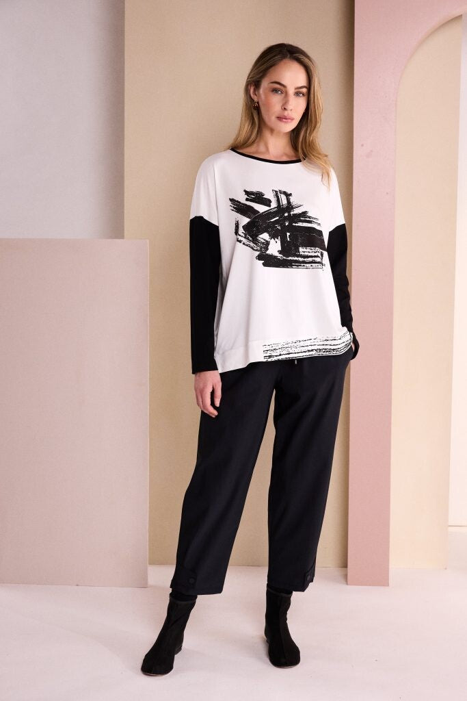 Naya NAW26116 drawstring tapered trousers with elasticated waist and tab hem